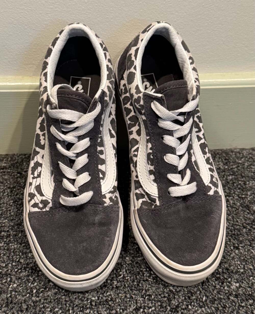 Vans Old Skool Kids Size 3 Black Suede & Leopard Print Sneakers